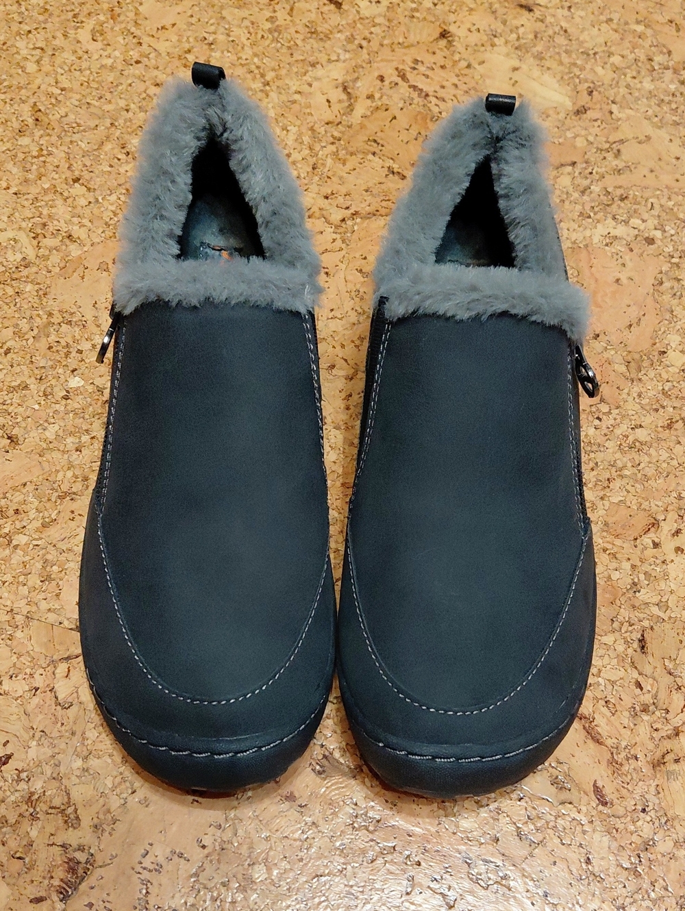 JSport Elenor Women's Black Side Zip Fur Lined Shoes Size 8 NWOB